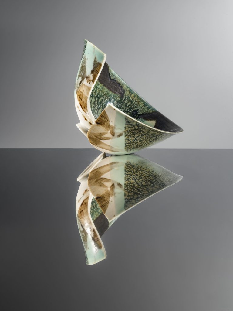 Broken flowers - Sculpture Paola Masi